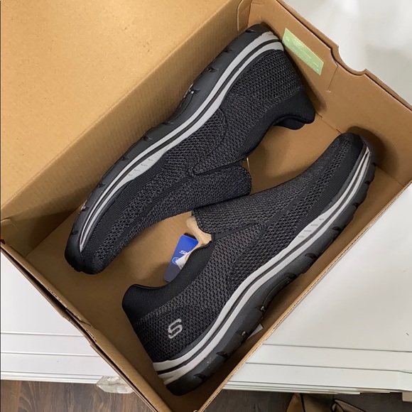 ‼️ 🆕 Skechers Relaxed Fit Shoes ‼️ - Picture 6 of 7